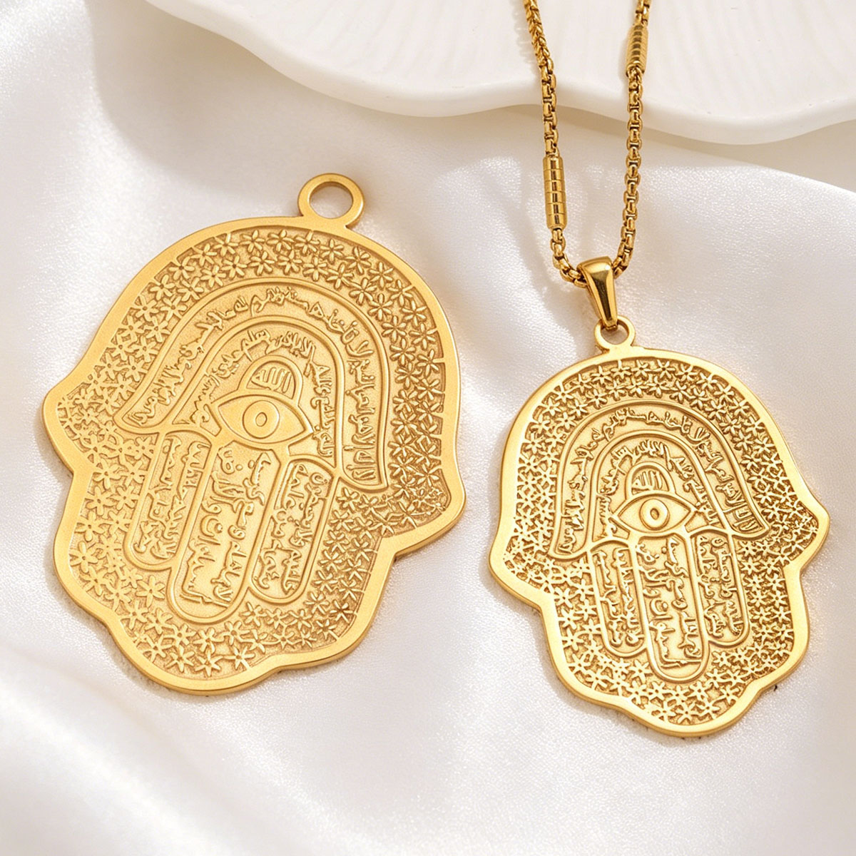 Men Accessories Wholesale - 5Pcs 18K PVD Stainless Steel Hamsa