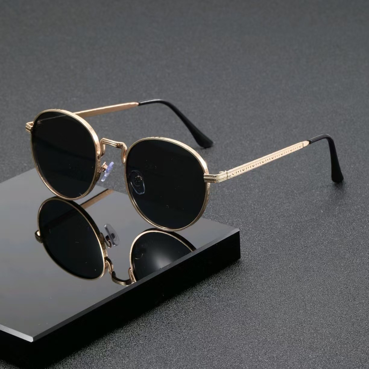 Fashion Classic Round Sunglass - Men'S Accessories Glasses 评论和价格