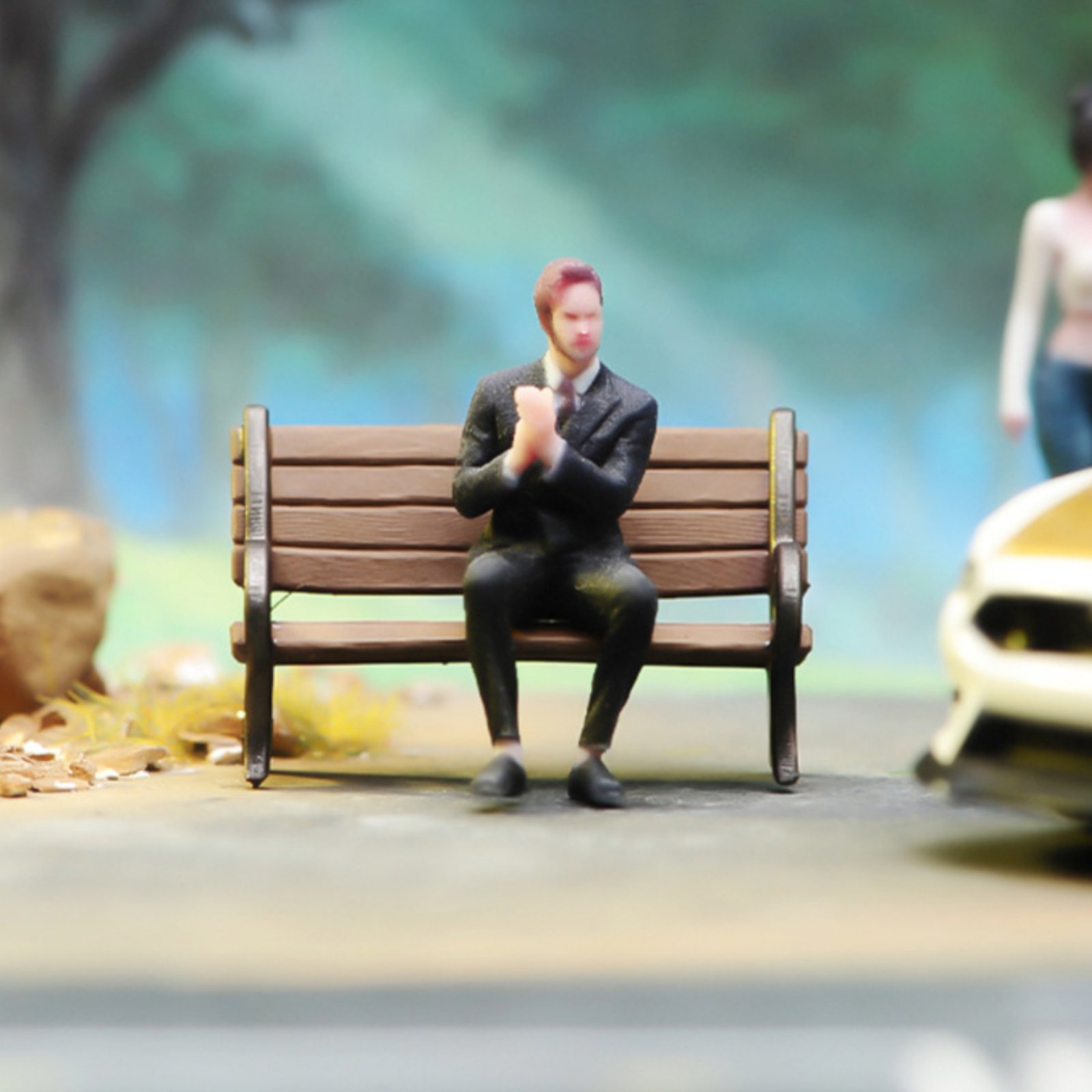 1:64 Scale Sitting Man Figure  - Men'S Suit Accessories 评论和价格
