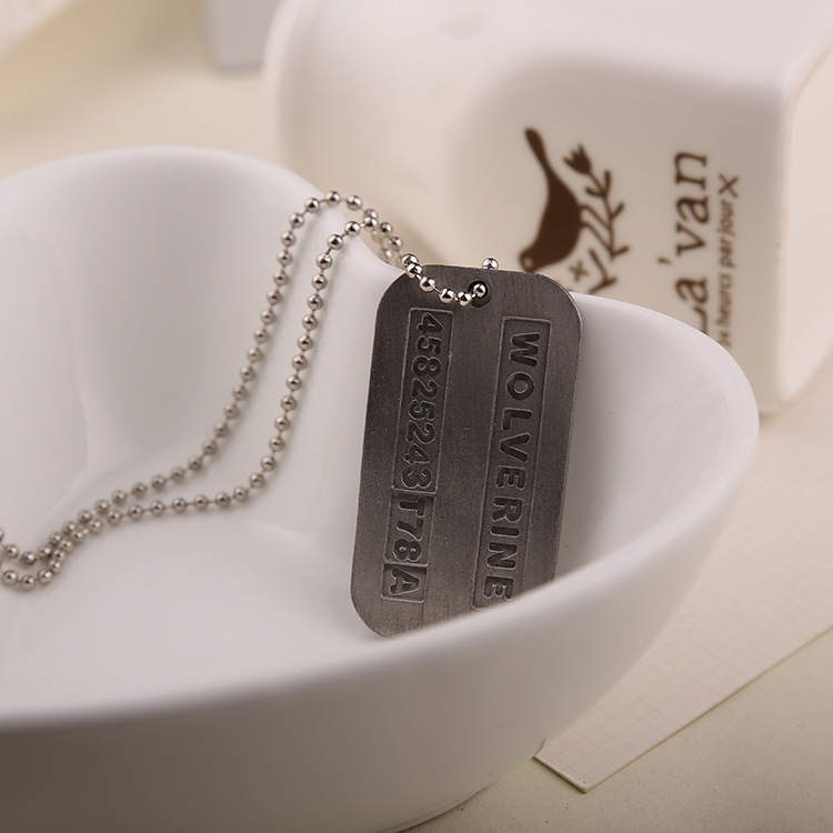 X Men Necklace Logan Hugh Jack - X Men Accessories 评论和价格
